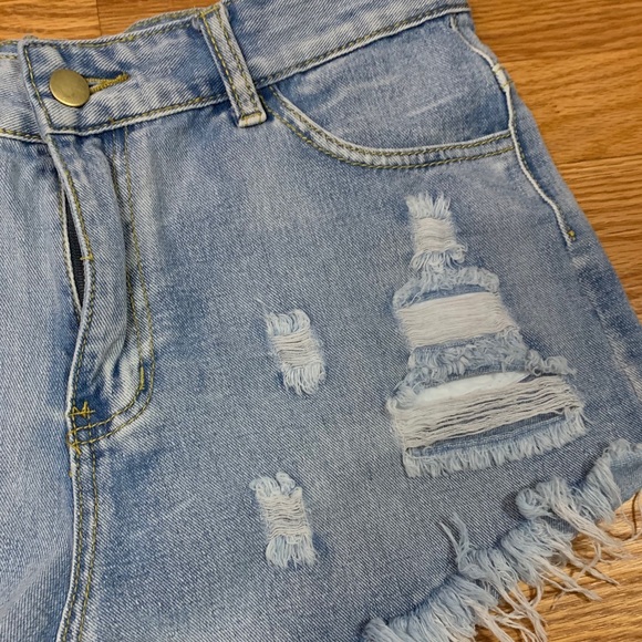 Jean shorts - Picture 5 of 6